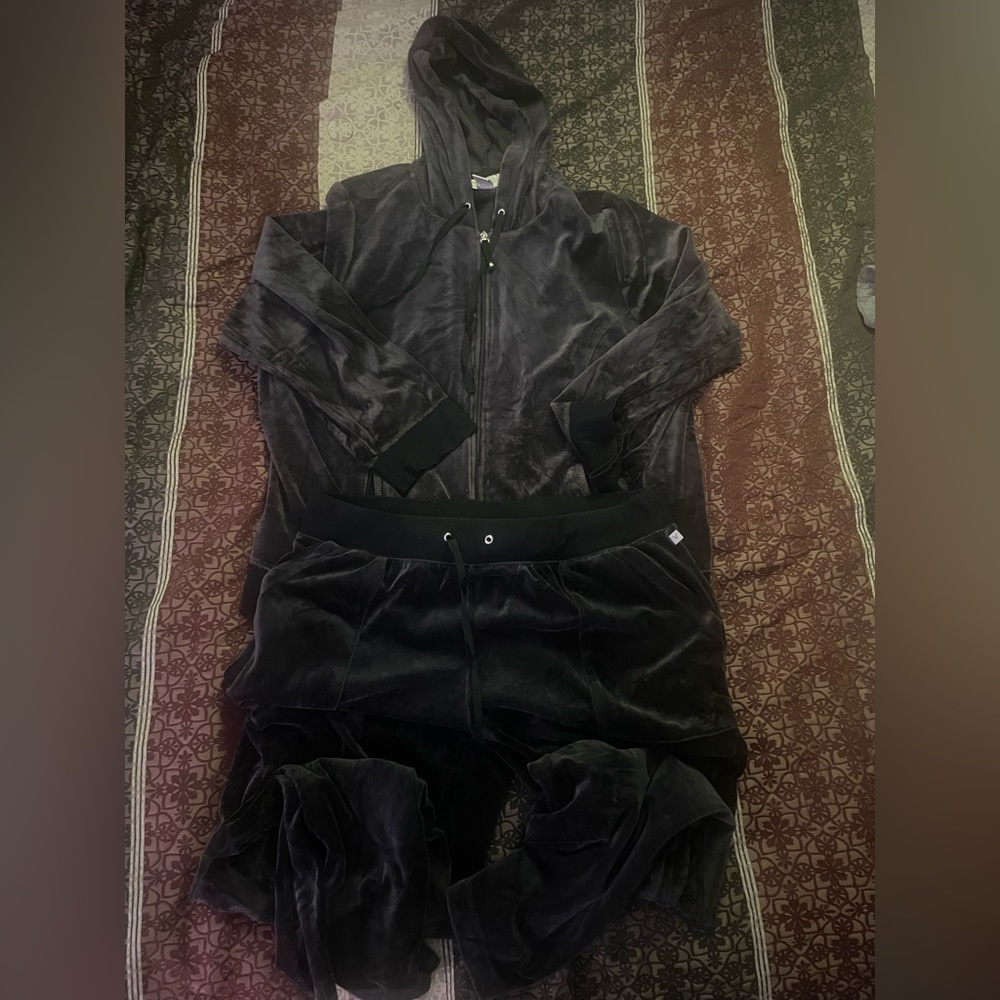 Venezia sport velour sweatsuit